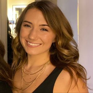 Meet your Posher, Tess
